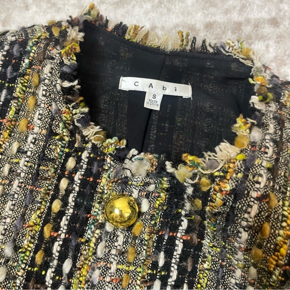 CAbi Paris tweed blouce blazer Boucle Brown Tweed Fringed Gold Buttons Women's - Picture 8 of 12